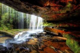 Under The Ledge (Mark Lucey) - Muzeo.com