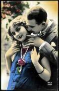 Couple enlacé - carte postale (anonyme) - Muzeo.com