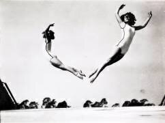 Deux gymnastes (anonyme) - Muzeo.com