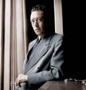 L'écrivain français Albert Camus (1913-1960) (Rue des Archives) - Muzeo.com
