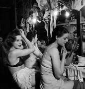 Les Filles du Cabaret « Le Chantilly » (Rue des Archives) - Muzeo.com