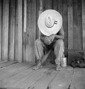 Ouvrier résinier à DuPont en Géorgie (Dorothea Lange) - Muzeo.com