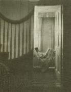 Jeune fille couchée dans sa chambre (Clarence Hudson White) - Muzeo.com