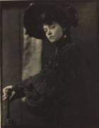 Portrait - Miss Minnie Ashley (Gertrude Käsebier) - Muzeo.com