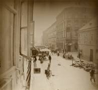 Vue de la fenêtre de l'appartement de Mucha (Alfons Mucha) - Muzeo.com