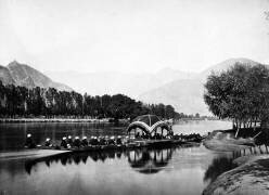 Le Bateau du Résident, Cachemire (Samuel Bourne) - Muzeo.com