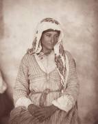 Une jeune fille chypriote (John Thomson) - Muzeo.com