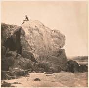 Victor Hugo sur le rocher des Proscrits (Charles Hugo) - Muzeo.com