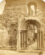 Church ruins with three men (Roger Fenton) - Muzeo.com