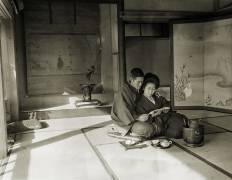 Nakano Suketoshi and a Geisha in a guesthouse, 1906 (Waldemar Abegg) - Muzeo.com