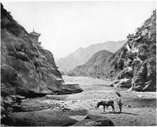 The Nankow Pass (John Thomson) - Muzeo.com