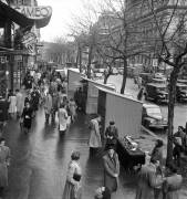 Christmas market on the boulevard des Italiens in Paris (Rue des Archives) - Muzeo.com
