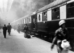 L'arrivée du train de luxe à la gare de Lyon à Paris (Keystone) - Muzeo.com
