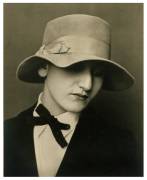 Portrait of Anita Brenner (Tina Modotti) - Muzeo.com